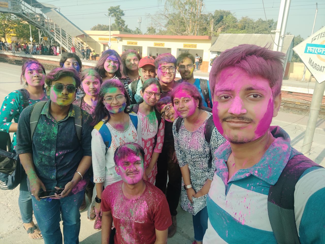 holi2023 Img