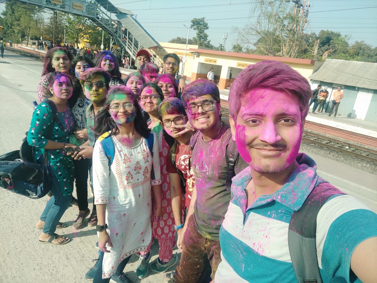 holi2023 Img